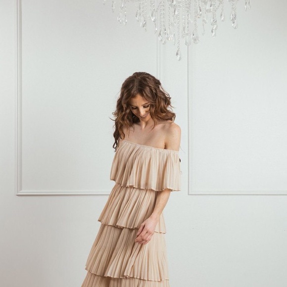 MORNING LAVENDER Vera Dress Champagne M - Picture 1 of 5